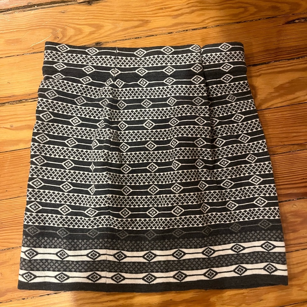 Krimson Klover Black and White Geometric Mini Skirt